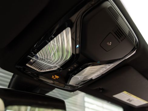 Used 2024 BMW M340i w/ Premium Package image 15