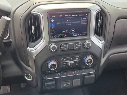 Certified 2022 Chevrolet Silverado 2500 LT w/ Convenience Package AWD/4WD image 17