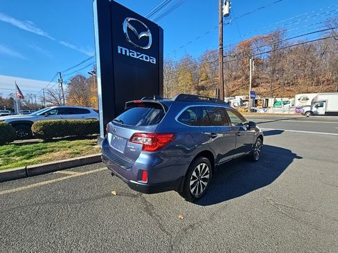 Used 2017 Subaru Outback 3.6R Limited image 7