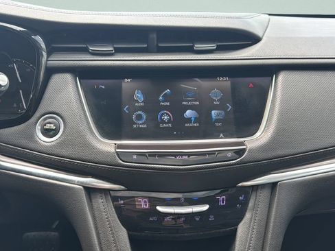Used 2018 Cadillac XT5 Premium Luxury AWD/4WD image 11