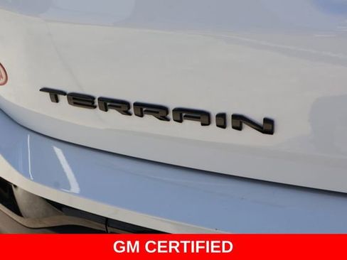 Certified 2024 GMC Terrain SLE w/ Elevation Edition FWD image 8