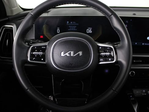 Used 2024 Kia Sorento S w/ Panoramic Sunroof Package FWD image 25