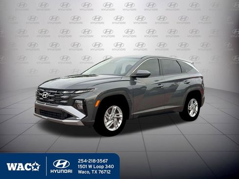 New 2026 Hyundai Tucson SE image 2