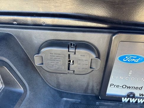 Used 2023 Toyota Tacoma SR5 image 9