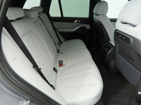 New 2026 BMW X5 sDrive40i w/ Premium Package image 22