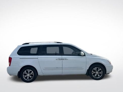 Used 2014 Kia Sedona EX w/ Navigation Package image 18