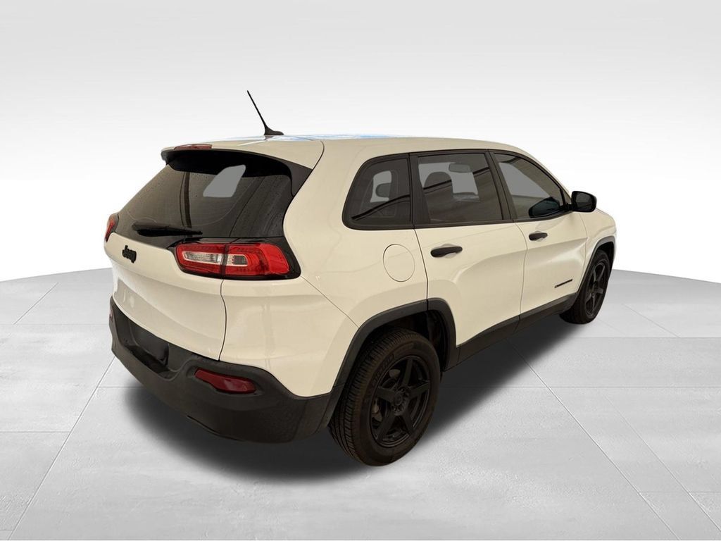 Used 2017 Jeep Cherokee Sport FWD image 8