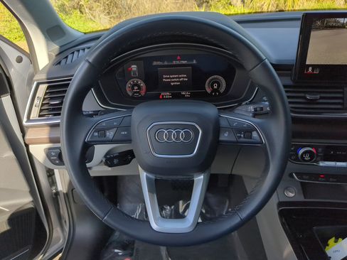 Certified 2023 Audi Q5 2.0T Premium Plus w/ Premium Plus Package image 29