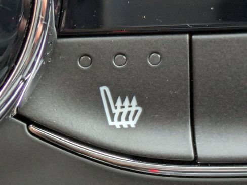 New 2026 Chevrolet Trax RS w/ Driver Confidence Package image 22