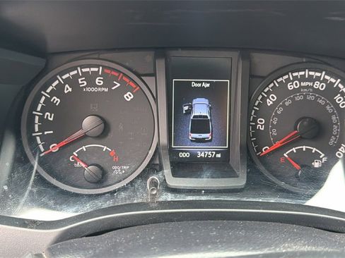 Used 2023 Toyota Tacoma SR image 10