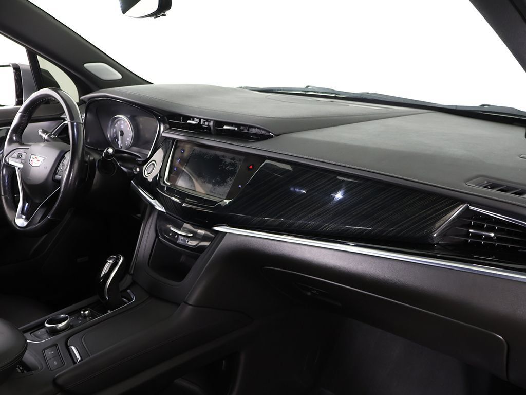 Used 2021 Cadillac XT6 Premium Luxury FWD image 29