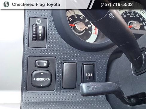 Used 2014 Toyota FJ Cruiser 4WD w/ Upgrade Package image 10
