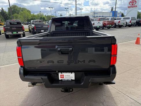 Certified 2024 Toyota Tacoma TRD Sport AWD/4WD image 5