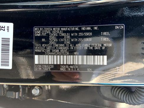 Used 2024 Toyota Grand Highlander FWD image 34