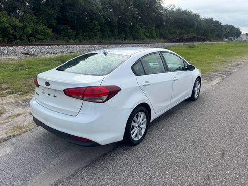 Used 2017 Kia Forte LX w/ LX Popular Package FWD image 6