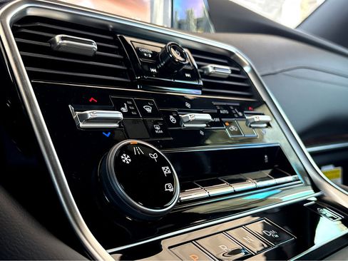 New 2026 Nissan Armada SL image 11