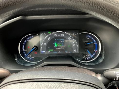 Used 2023 Toyota RAV4 XLE AWD/4WD image 11