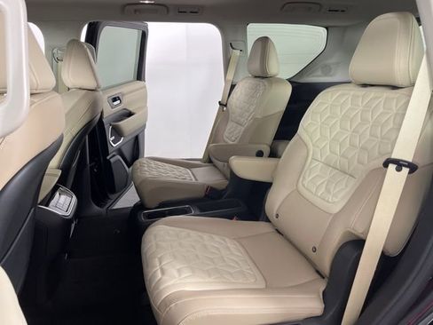 New 2026 Nissan Armada Platinum image 45