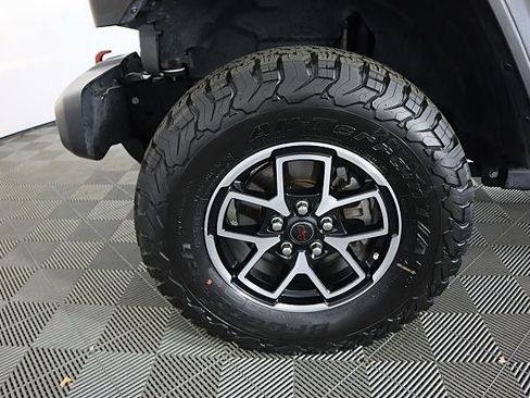 Used 2023 Jeep Wrangler Unlimited Rubicon w/ Cold Weather Group image 17