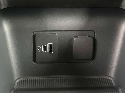 New 2026 Ford Explorer Active w/ Active Comfort Package AWD/4WD image 19