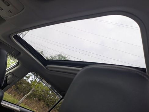 Used 2015 Toyota RAV4 Limited w/ Outdoor Package image 16