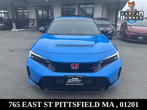 Used 2025 Honda Civic Type R image 2