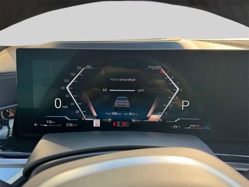 Certified 2026 BMW X7 xDrive40i w/ M Sport Package image 18