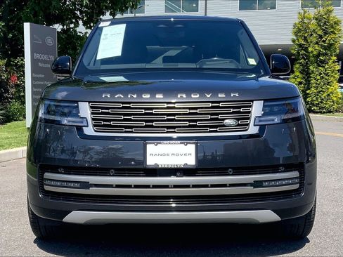 Certified 2024 Land Rover Range Rover SE AWD/4WD image 3