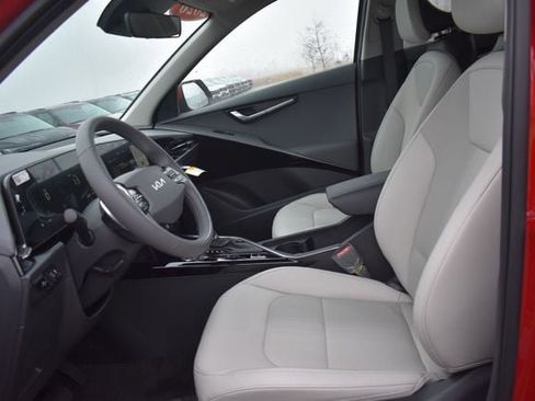 New 2026 Kia Niro EX FWD image 22