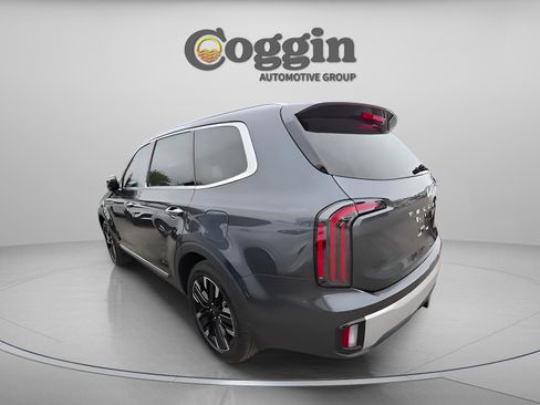 Used 2024 Kia Telluride SX w/ Towing Package image 3