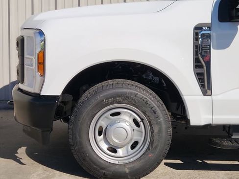 New 2026 Ford F250 XL image 9