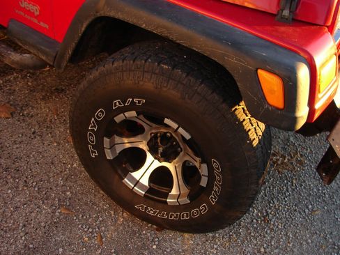 Used 2005 Jeep Wrangler Sport image 3