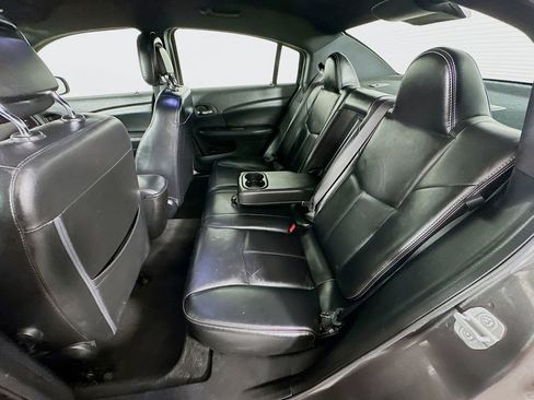 Used 2014 Chrysler 200 Limited FWD image 28