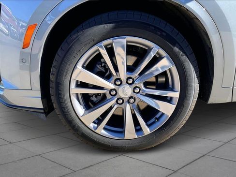 Used 2023 Cadillac XT6 Premium Luxury w/ Technology Package image 10