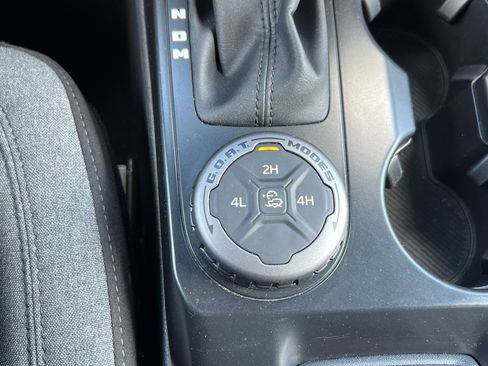 Used 2025 Ford Bronco Big Bend AWD/4WD image 38