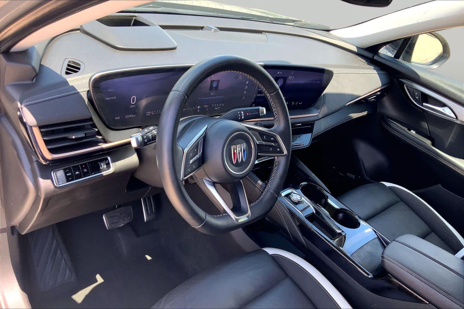 Used 2025 Buick Envision Sport Touring AWD/4WD image 17