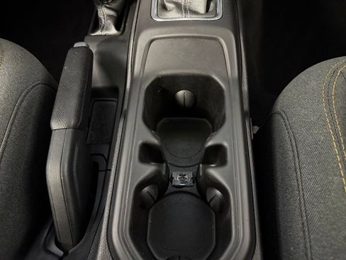 Used 2024 Jeep Wrangler Unlimited AWD/4WD image 19
