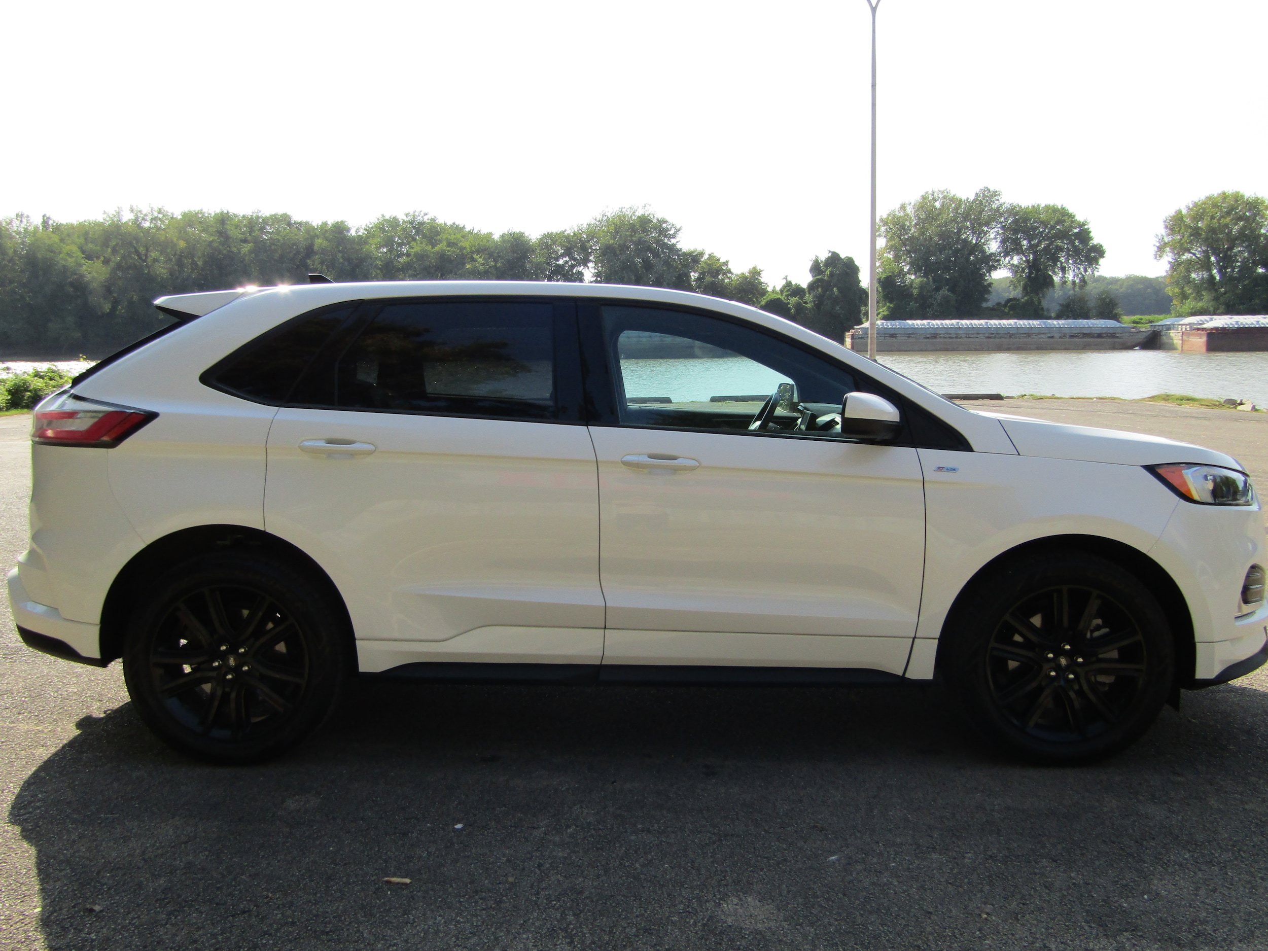 Used 2023 Ford Edge ST-Line AWD/4WD image 5