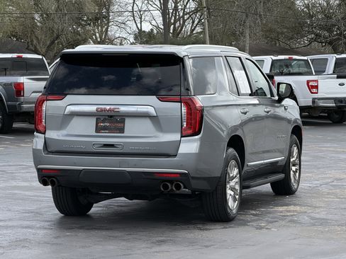 Used 2023 GMC Yukon Denali image 9