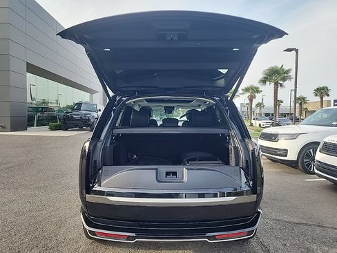 New 2026 Land Rover Range Rover SE AWD/4WD image 16