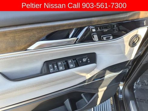 Used 2023 Jeep Grand Wagoneer Series II w/ Premium Group II AWD/4WD image 24