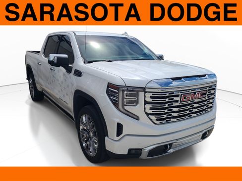 Used 2024 GMC Sierra 1500 Denali w/ Denali Reserve Package AWD/4WD image 1