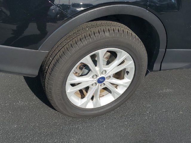 Used 2018 Ford Escape SE AWD/4WD image 5