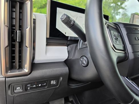 Used 2025 GMC Hummer EV 2X w/ LPO, Dark Essentials Package AWD/4WD image 24
