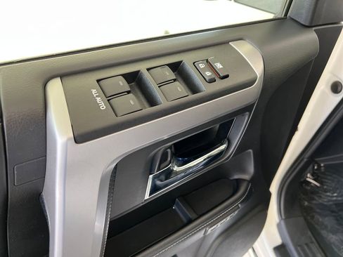 Used 2019 Toyota 4Runner Limited AWD/4WD image 13