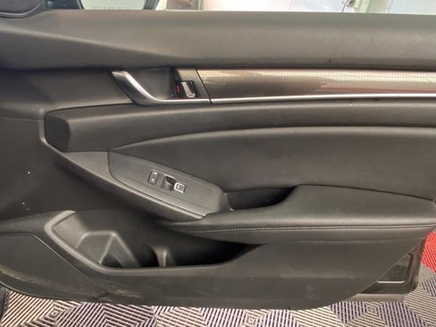 Used 2021 Honda Accord Sport Special Edition image 7