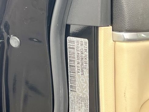 Used 2024 Jeep Grand Cherokee Limited w/ Trailer Tow Package image 27