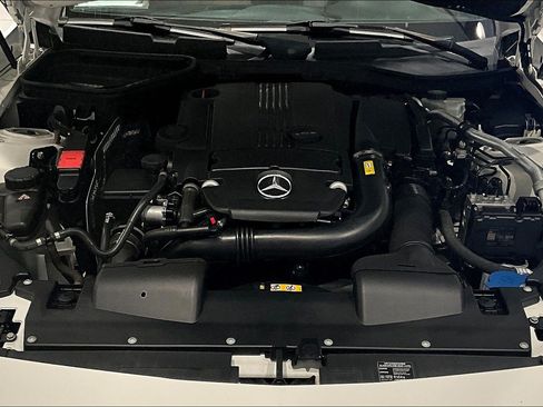 Used 2014 Mercedes-Benz SLK 250 image 26