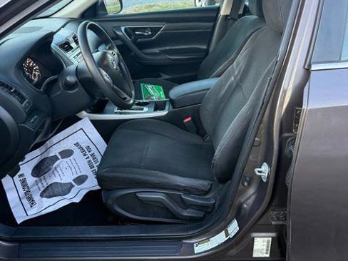 Used 2015 Nissan Altima 2.5 S image 10