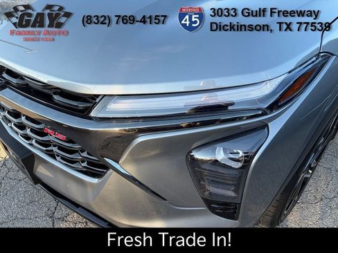 Certified 2025 Chevrolet Trax RS w/ Sunroof Package image 3